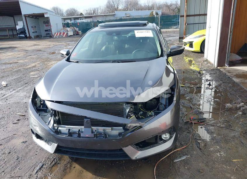 Photo 6 of 2018 Honda Civic EX-L (VIN JHMFC1F85JX014701)