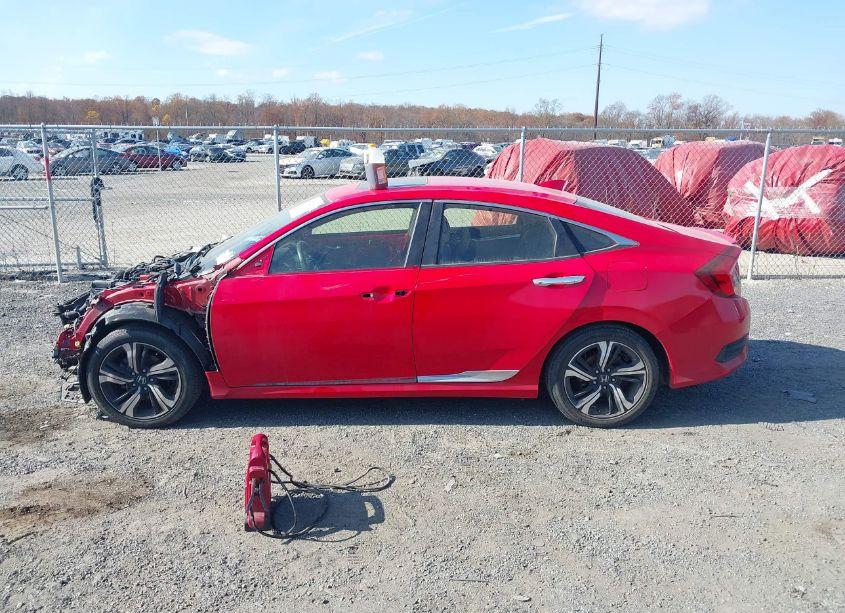 Photo 15 of 2018 Honda Civic TOURING (VIN JHMFC1F92JX027236)