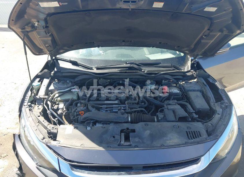 Photo 10 of 2018 Honda Civic TOURING (VIN JHMFC1F95JX006736)