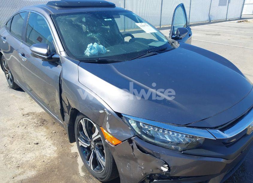 Photo 6 of 2018 Honda Civic TOURING (VIN JHMFC1F95JX006736)