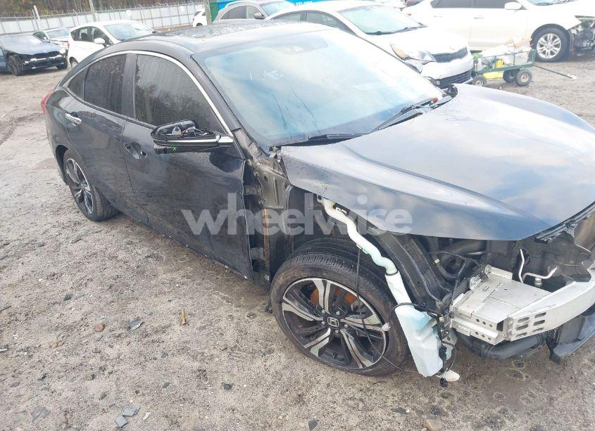 Photo 19 of 2018 Honda Civic TOURING (VIN JHMFC1F95JX023603)