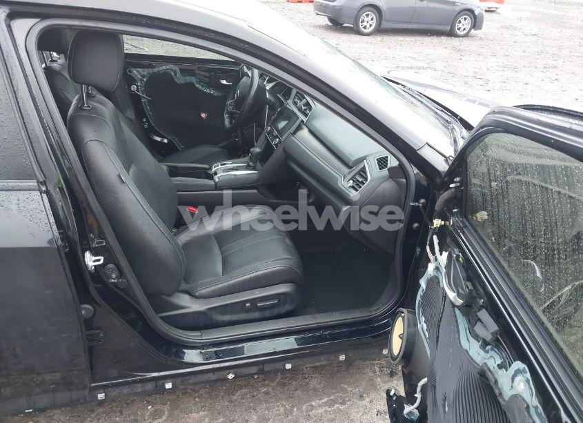 Photo 5 of 2018 Honda Civic TOURING (VIN JHMFC1F95JX023603)