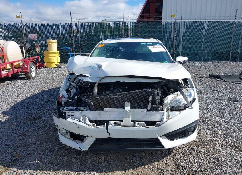 Photo 12 of 2018 Honda Civic TOURING (VIN JHMFC1F97JX012327)