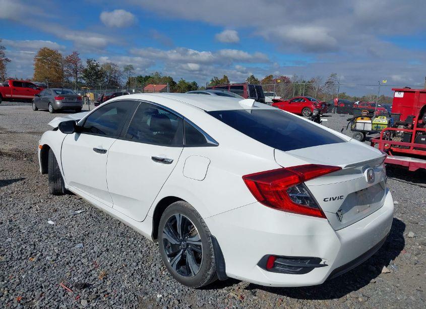 Photo 3 of 2018 Honda Civic TOURING (VIN JHMFC1F97JX012327)
