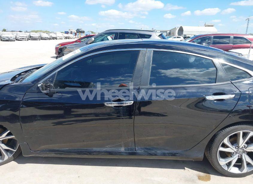 Photo 15 of 2019 Honda Civic TOURING (VIN JHMFC1F97KX013771)