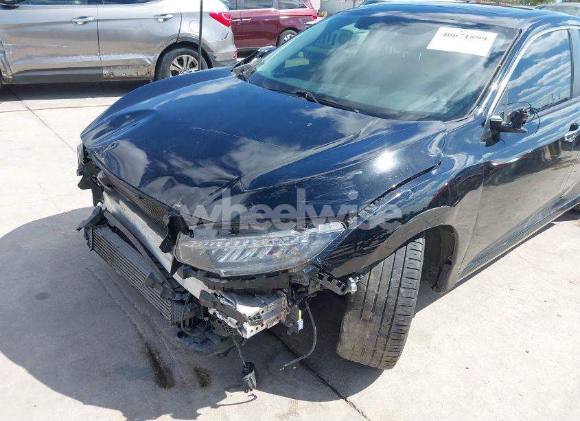 Photo 6 of 2019 Honda Civic TOURING (VIN JHMFC1F97KX013771)