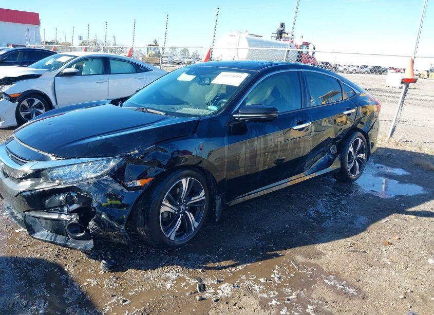 Photo 6 of 2018 Honda Civic TOURING (VIN JHMFC1F98JX026110)