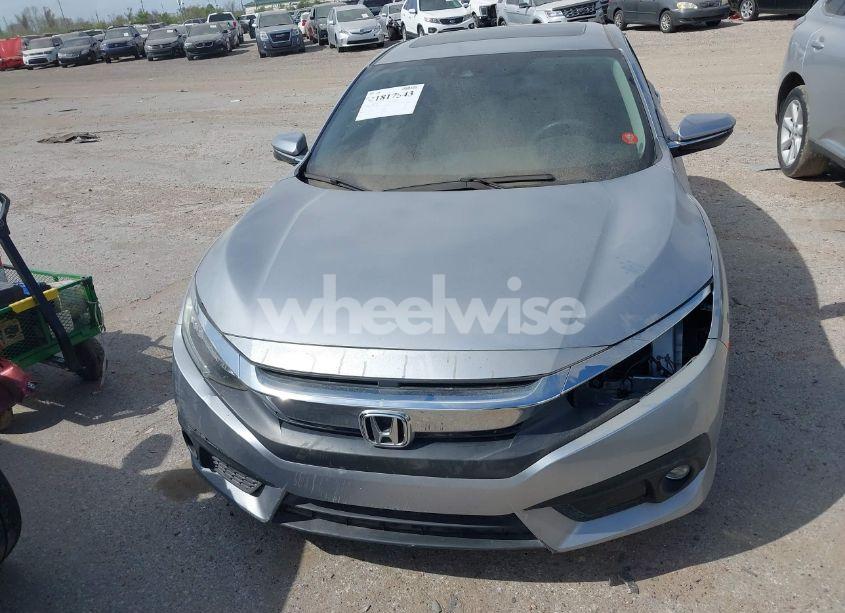 Photo 12 of 2018 Honda Civic TOURING (VIN JHMFC1F98JX036989)