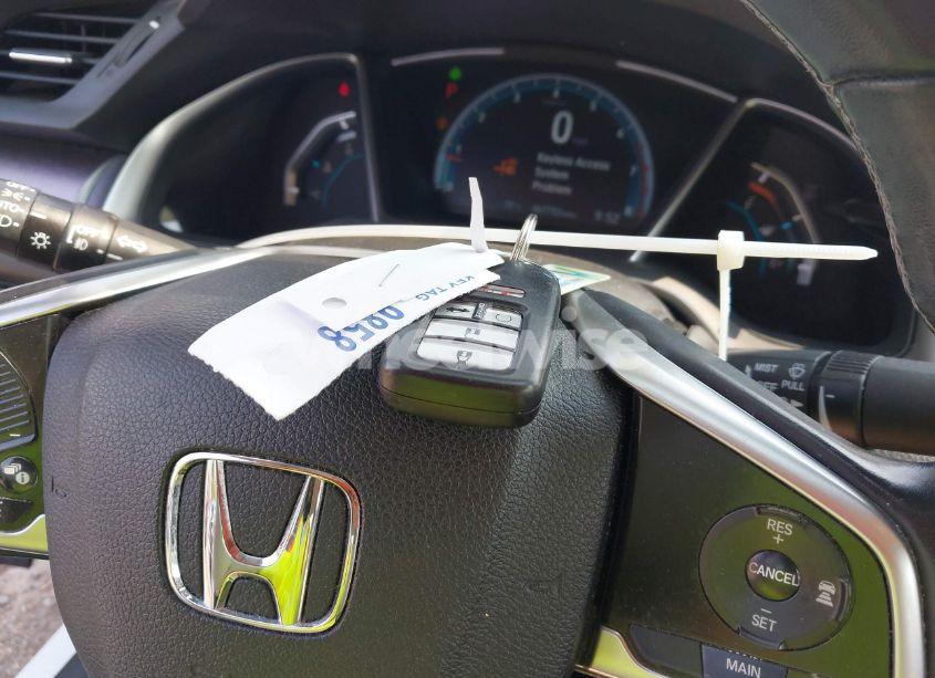 Photo 11 of 2018 Honda Civic TOURING (VIN JHMFC1F99JX035723)