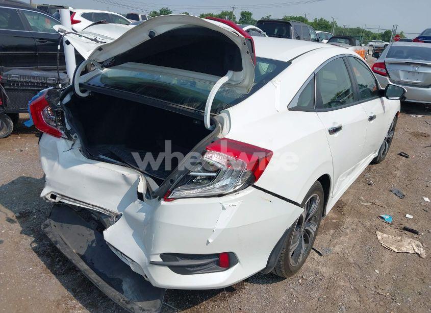 Photo 4 of 2018 Honda Civic TOURING (VIN JHMFC1F99JX035723)