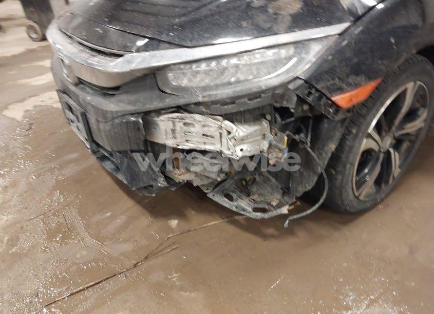 Photo 6 of 2018 Honda Civic TOURING (VIN JHMFC1F9XJX002987)