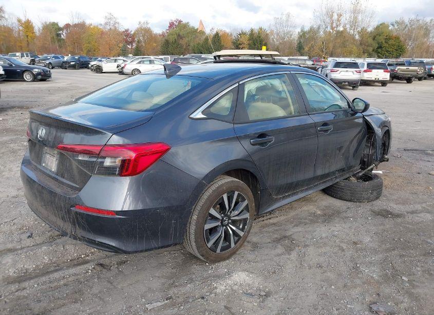 Photo 4 of 2022 Honda Civic EX (VIN JHMFE1F70NX002320)