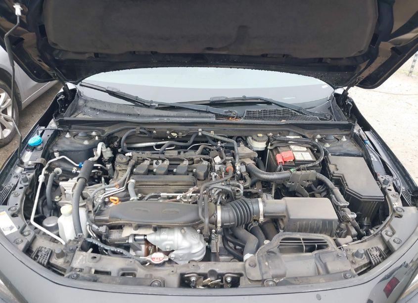 Photo 10 of 2022 Honda Civic EX (VIN JHMFE1F72NX001377)