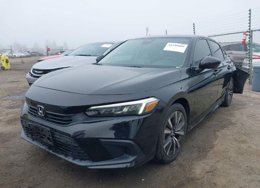 Photo 2 of 2022 Honda Civic EX (VIN JHMFE1F72NX001377)