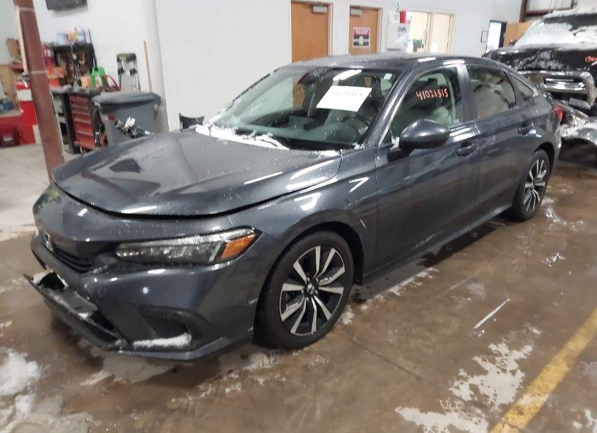 Photo 2 of 2022 Honda Civic EX (VIN JHMFE1F73NX003798)