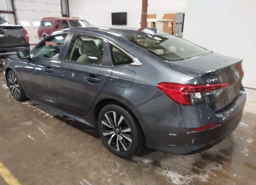 Photo 3 of 2022 Honda Civic EX (VIN JHMFE1F73NX003798)