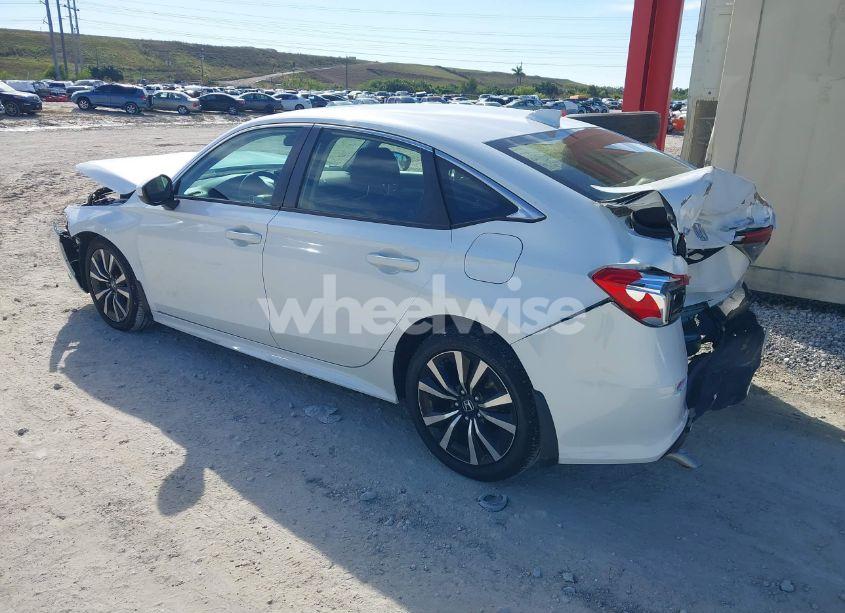 Photo 3 of 2022 Honda Civic EX (VIN JHMFE1F73NX007107)
