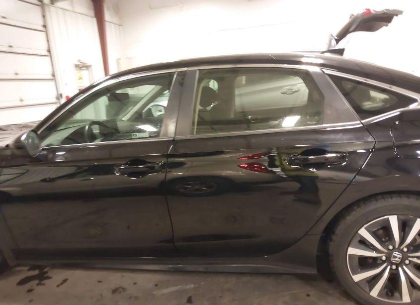 Photo 15 of 2022 Honda Civic EX (VIN JHMFE1F74NX003311)