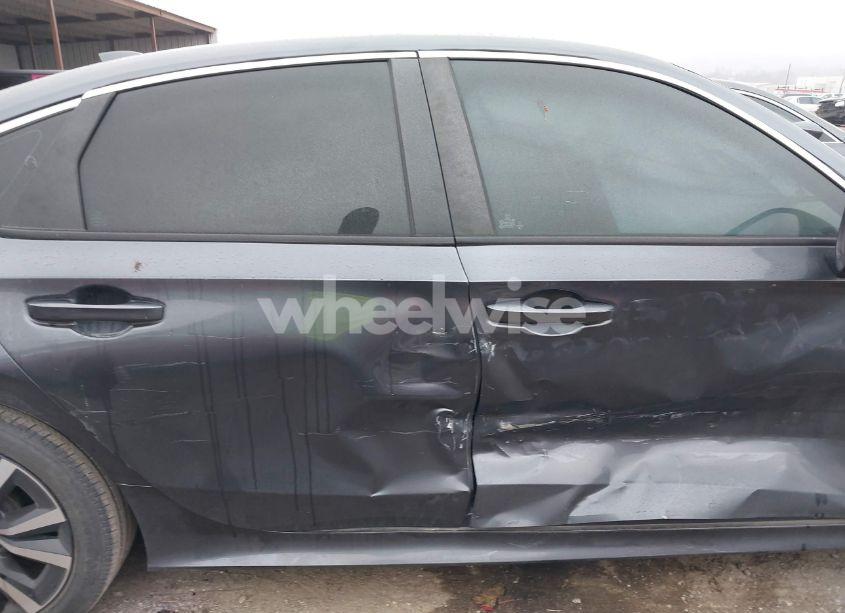 Photo 13 of 2022 Honda Civic EX (VIN JHMFE1F74NX005351)