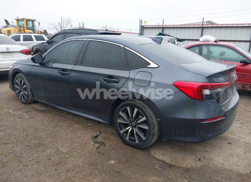 Photo 3 of 2022 Honda Civic EX (VIN JHMFE1F74NX005351)