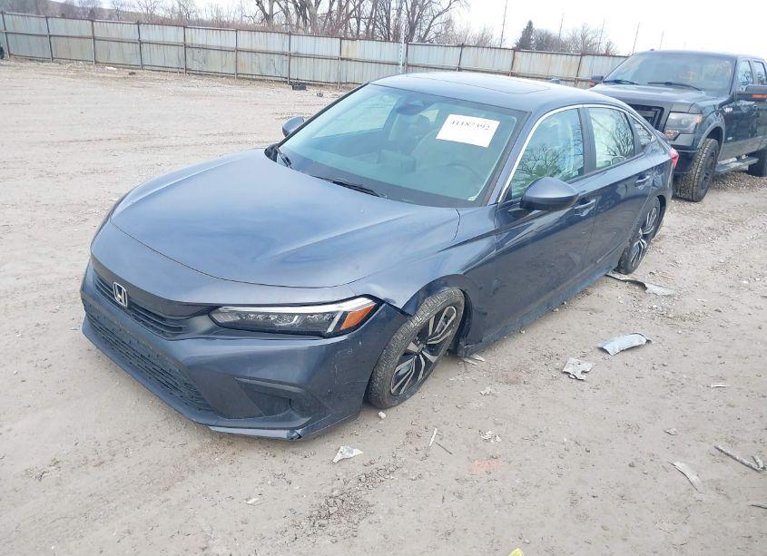 Photo 2 of 2022 Honda Civic EX (VIN JHMFE1F75NX003186)