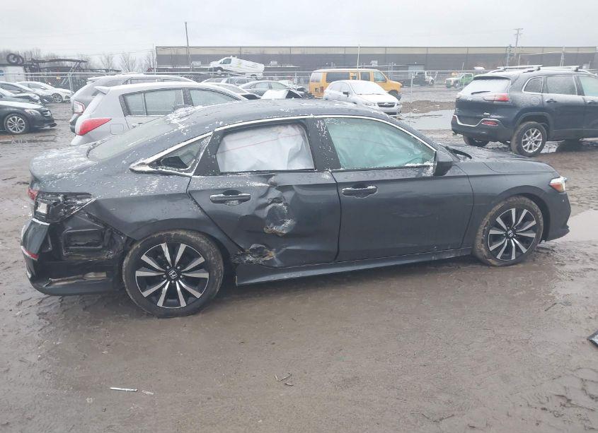 Photo 13 of 2022 Honda Civic EX (VIN JHMFE1F75NX003415)