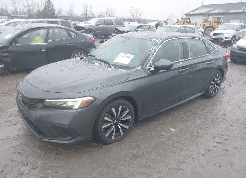 Photo 2 of 2022 Honda Civic EX (VIN JHMFE1F75NX003415)