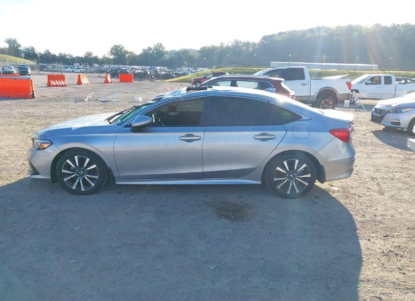 Photo 14 of 2022 Honda Civic EX (VIN JHMFE1F77NX006915)