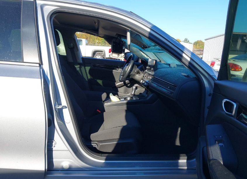 Photo 5 of 2022 Honda Civic EX (VIN JHMFE1F77NX006915)