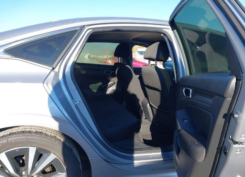 Photo 8 of 2022 Honda Civic EX (VIN JHMFE1F77NX006915)