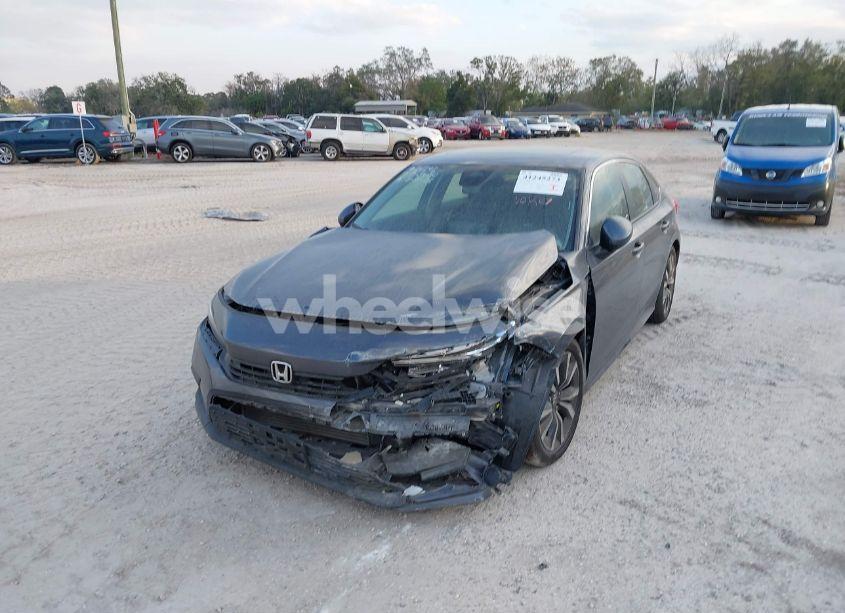 Photo 6 of 2022 Honda Civic EX (VIN JHMFE1F77NX009068)