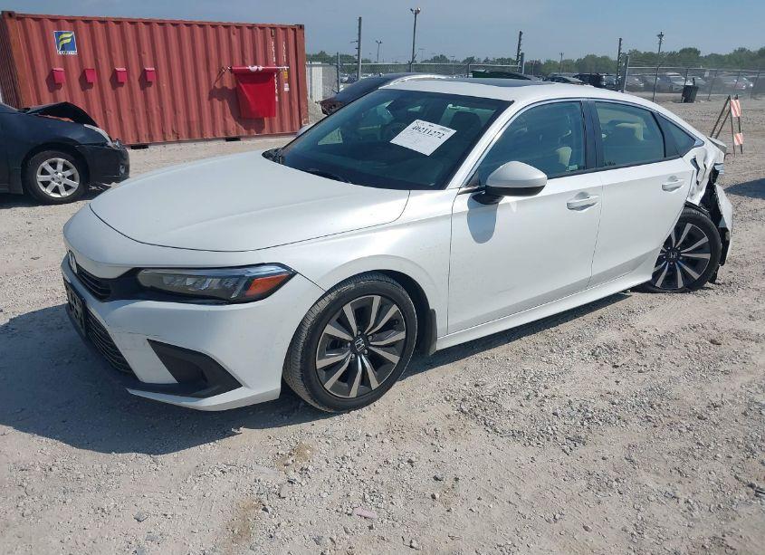 Photo 2 of 2022 Honda Civic EX (VIN JHMFE1F79NX003854)