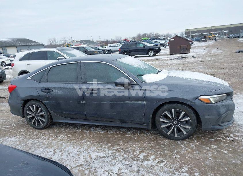 Photo 13 of 2022 Honda Civic EX (VIN JHMFE1F79NX009282)