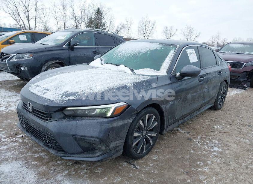 Photo 2 of 2022 Honda Civic EX (VIN JHMFE1F79NX009282)