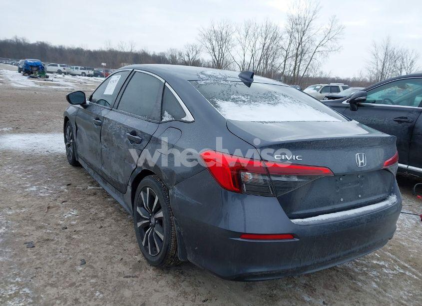Photo 3 of 2022 Honda Civic EX (VIN JHMFE1F79NX009282)