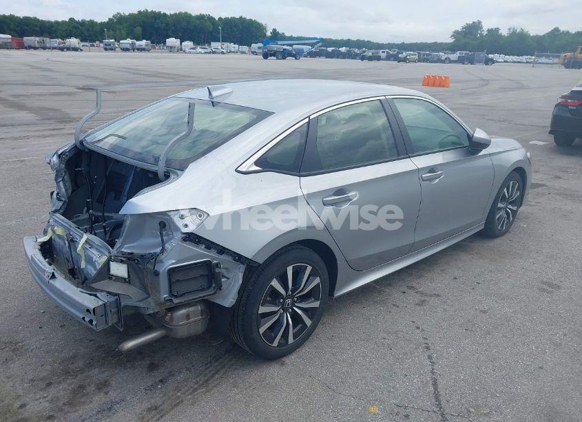 Photo 4 of 2022 Honda Civic EX (VIN JHMFE1F7XNX000204)