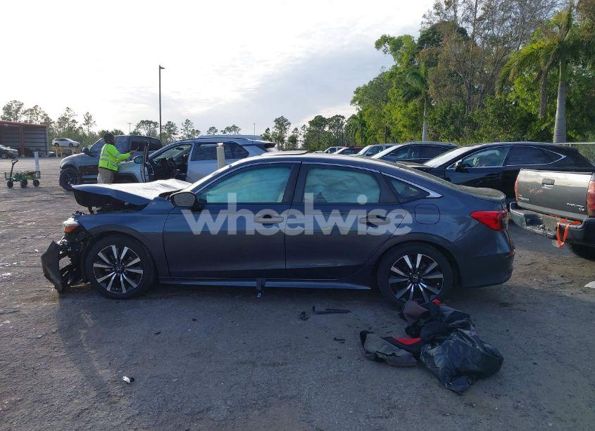 Photo 14 of 2022 Honda Civic EX (VIN JHMFE1F7XNX002616)