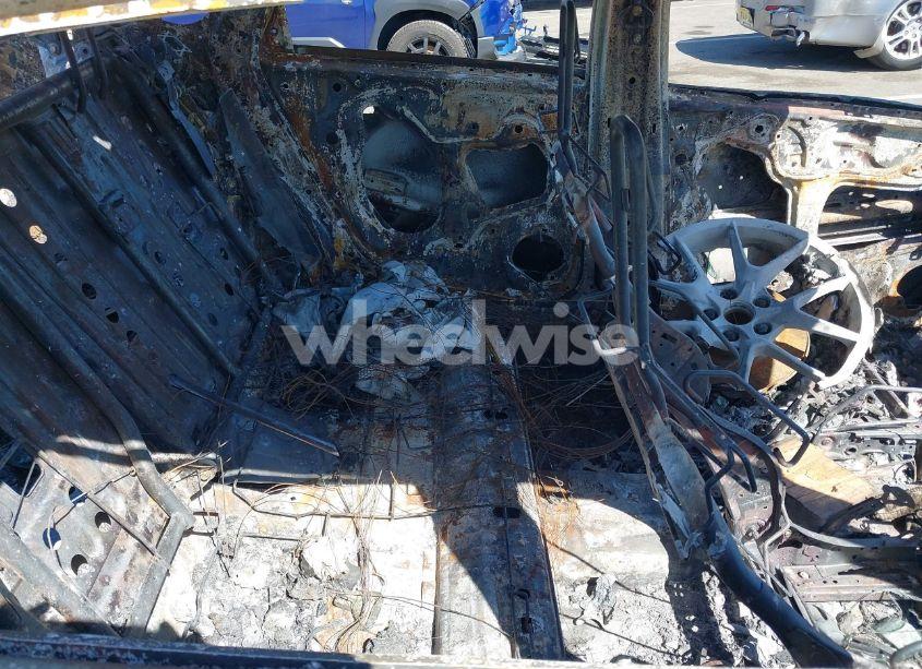 Photo 8 of 2024 Honda Civic TYPE R (VIN JHMFL5G40RX000980)