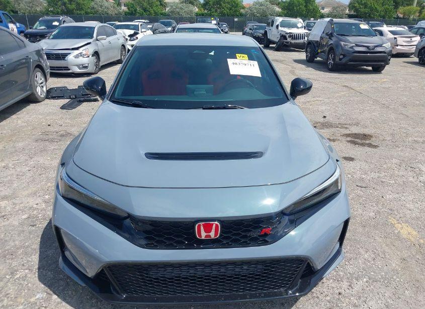 Photo 11 of 2024 Honda Civic TYPE R BASE (M6) (VIN JHMFL5G40RX001952)