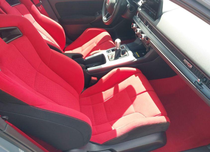 Photo 5 of 2024 Honda Civic TYPE R BASE (M6) (VIN JHMFL5G40RX001952)