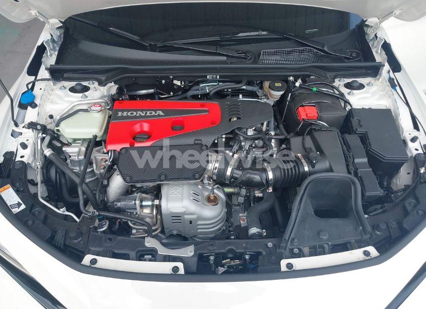 Photo 10 of 2024 Honda Civic TYPE R (VIN JHMFL5G40RX004575)