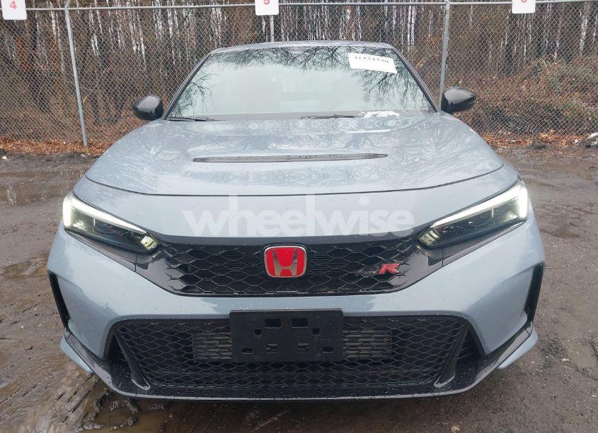 Photo 12 of 2024 Honda Civic TYPE R (VIN JHMFL5G42RX003511)