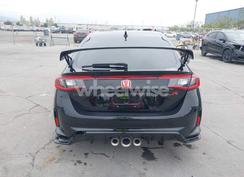 Photo 16 of 2023 Honda Civic TYPE R TOURING (VIN JHMFL5G44PX002339)