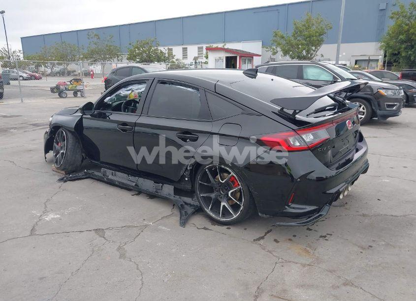 Photo 3 of 2023 Honda Civic TYPE R TOURING (VIN JHMFL5G44PX002339)