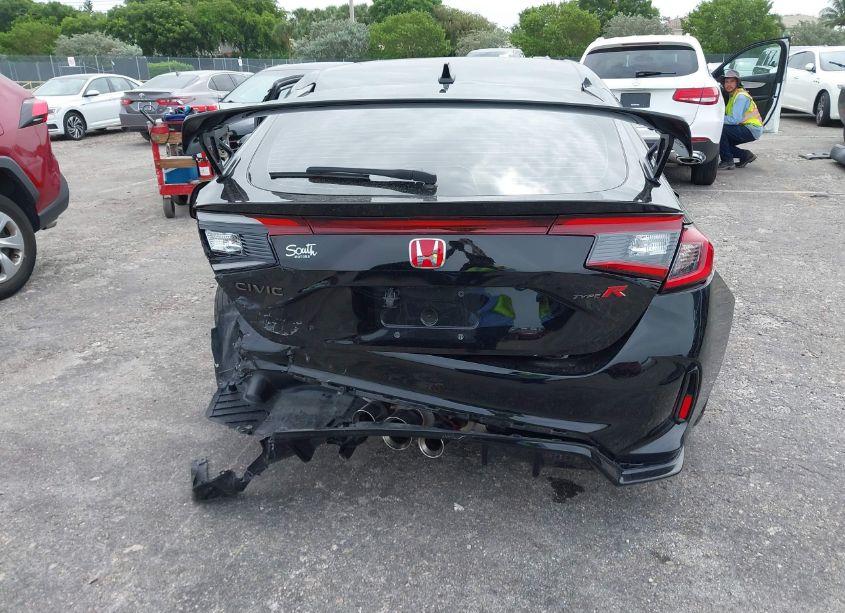 Photo 17 of 2024 Honda Civic TYPE R BASE (M6) (VIN JHMFL5G46RX000059)