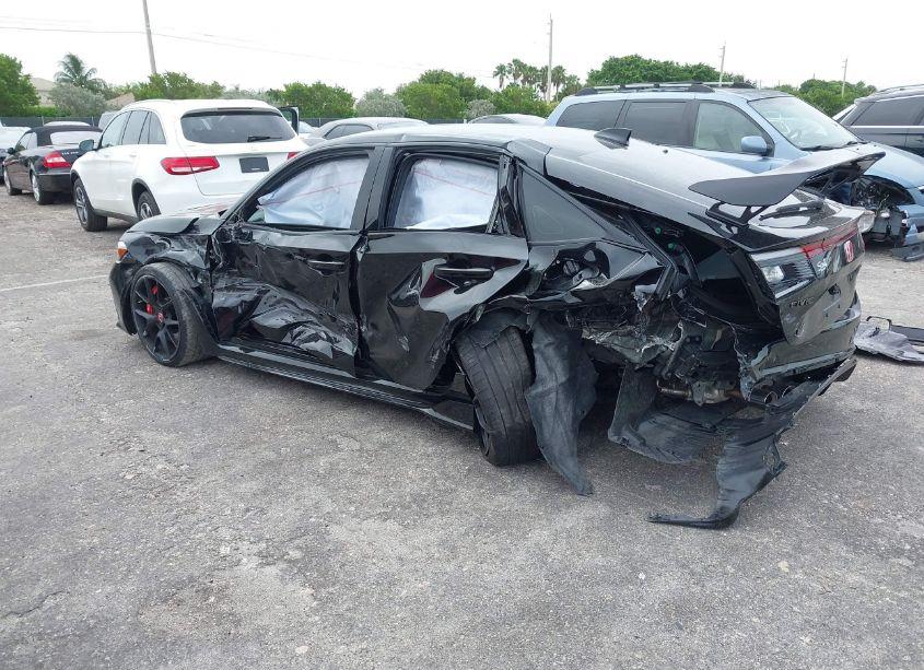 Photo 3 of 2024 Honda Civic TYPE R BASE (M6) (VIN JHMFL5G46RX000059)