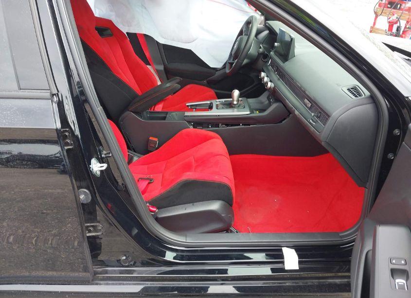 Photo 5 of 2024 Honda Civic TYPE R BASE (M6) (VIN JHMFL5G46RX000059)