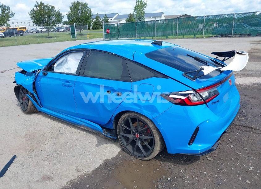 Photo 3 of 2024 Honda Civic TYPE R BASE (M6) (VIN JHMFL5G46RX000675)