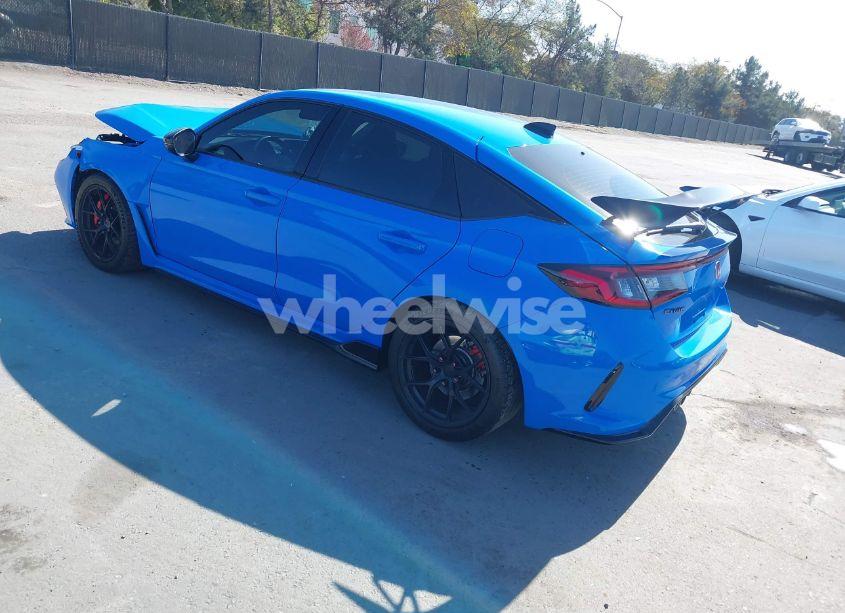 Photo 3 of 2023 Honda Civic TYPE R TOURING (VIN JHMFL5G47PX001699)