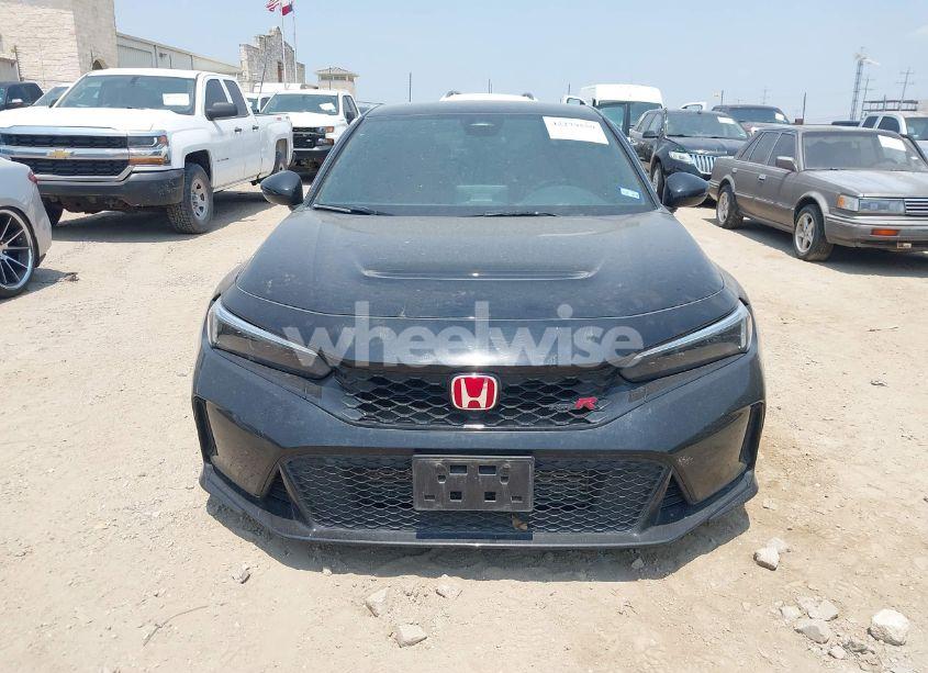 Photo 12 of 2023 Honda Civic TYPE R TOURING (VIN JHMFL5G48PX000609)